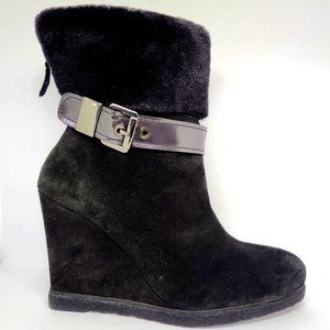 Stuart Weitzman Women's Black Wedge Boot W/Fur Trim & Buckle Strap Size 8.5